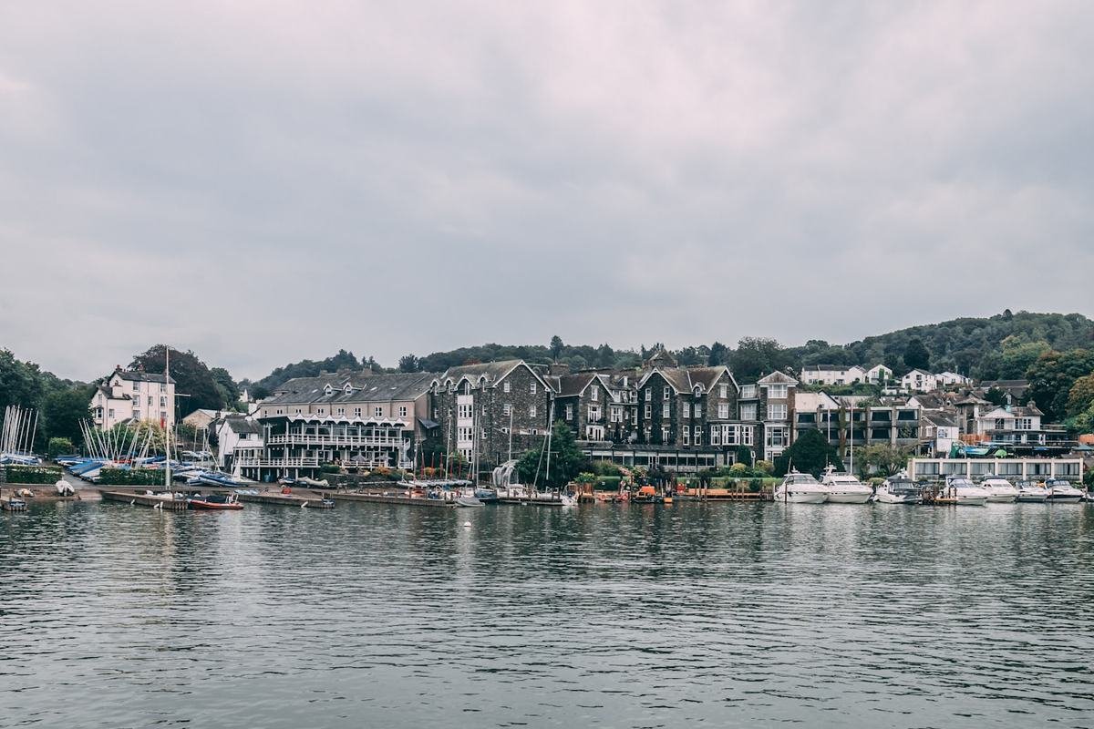 Il lungolago di Bowness-on-Windermere
